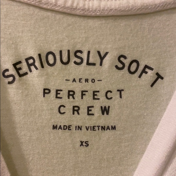 Plain white tee INSANELY SOFT - Picture 4 of 4